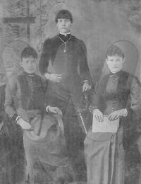Julia Moross, Daughters Rose and Jessie